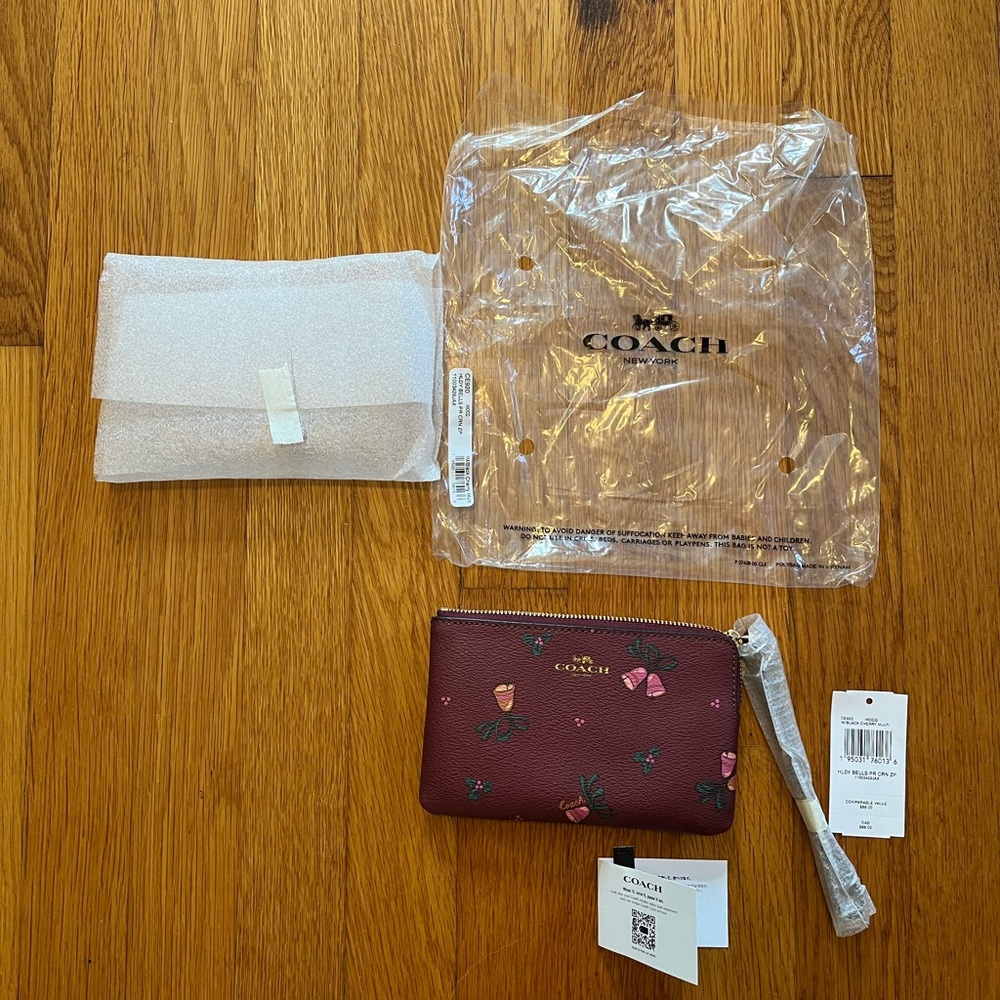 NWT Coach Zip Wristlet Holiday Bells